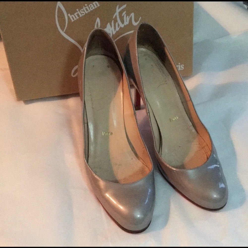 Christian Louboutin Grey Simple Pumps, 85